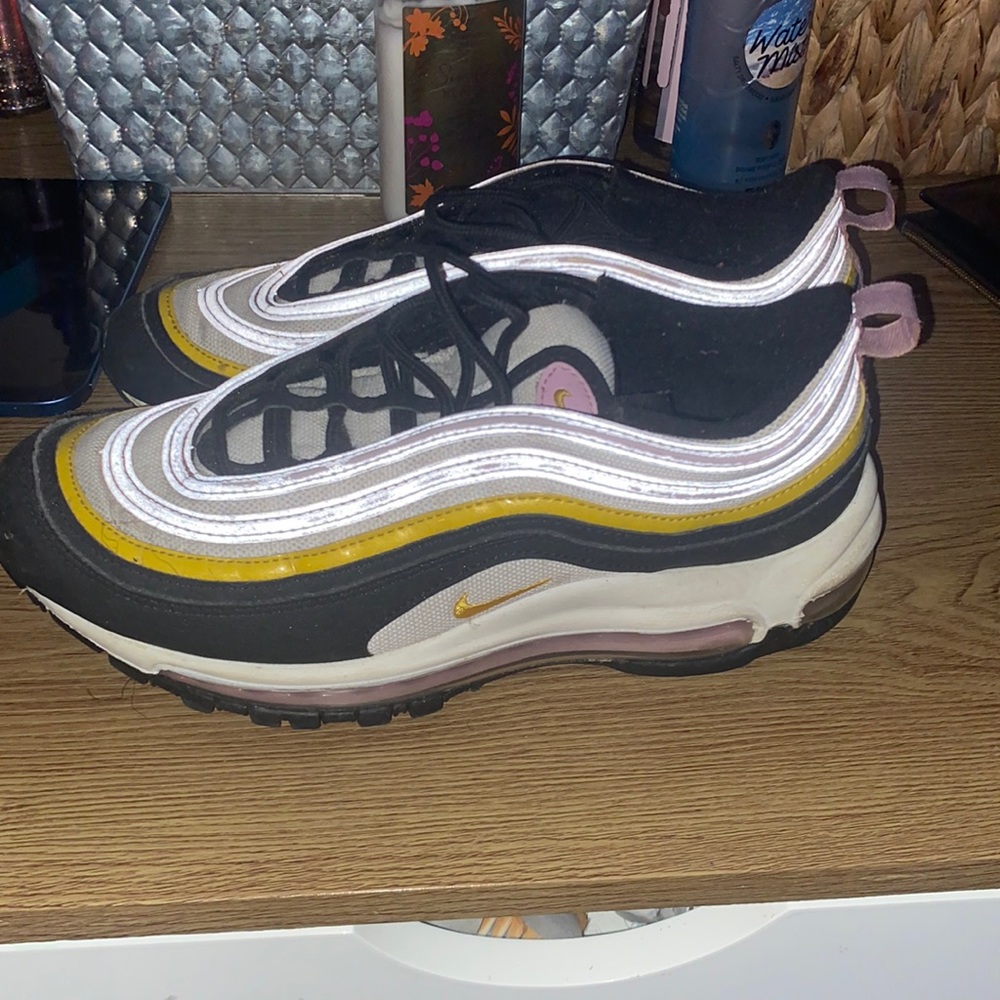 Selling : Air max 97’s